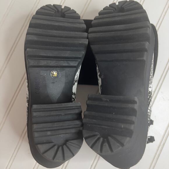 Mix No 6 Black & Gray Faux Leather Reptile Snakeskin Zippered Ankle Boots 7.5 - Picture 7 of 13